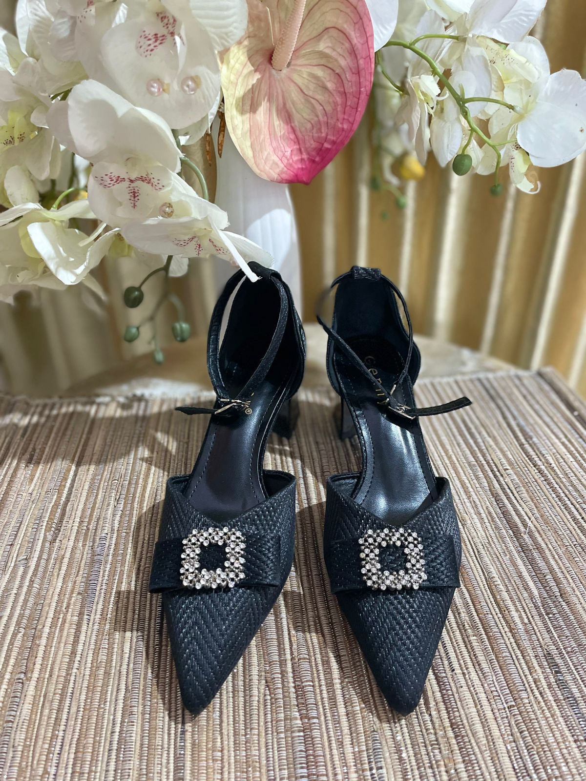 Heels GN02 Black