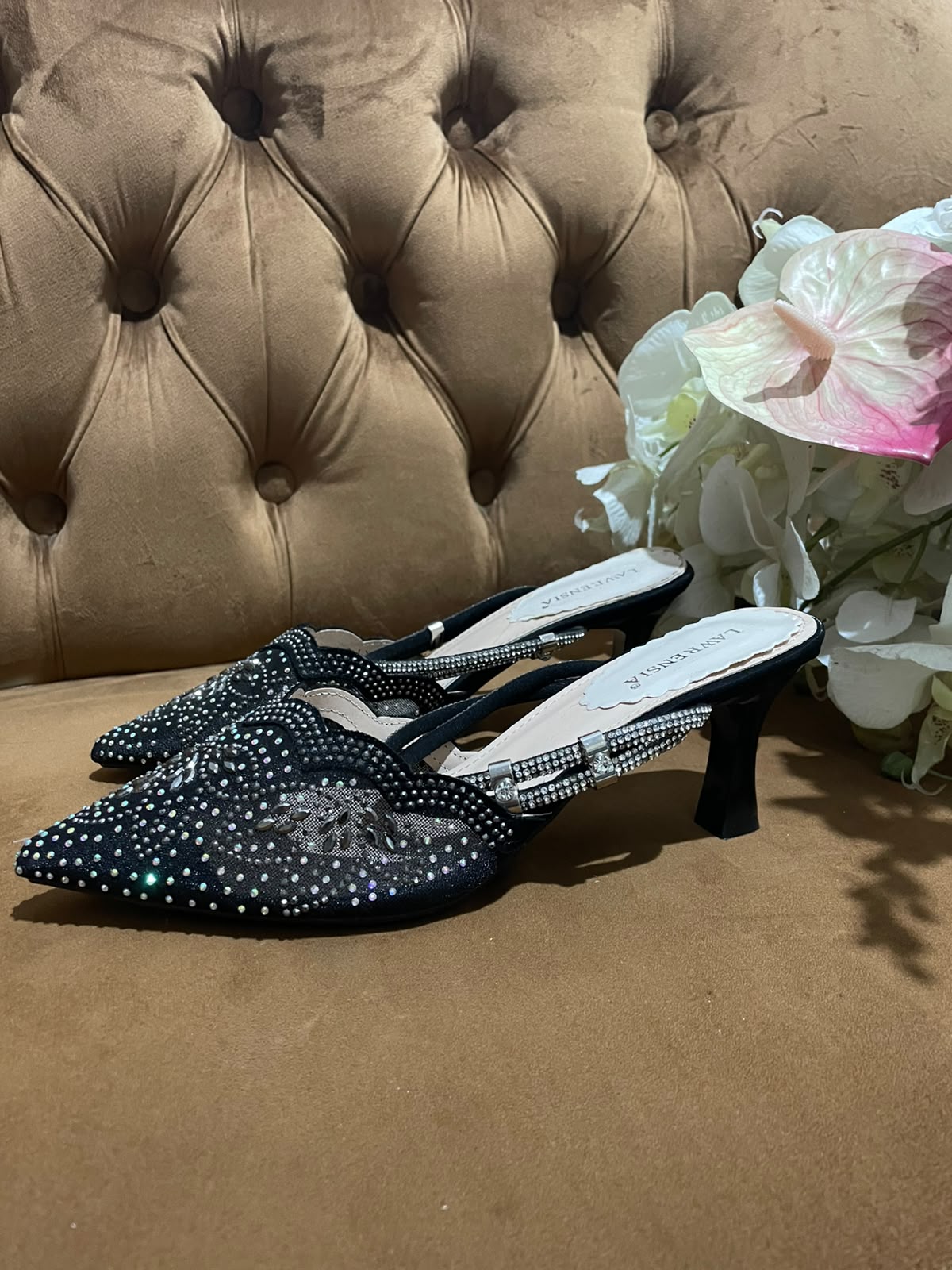 Heels LWRN 11 Black Slip On