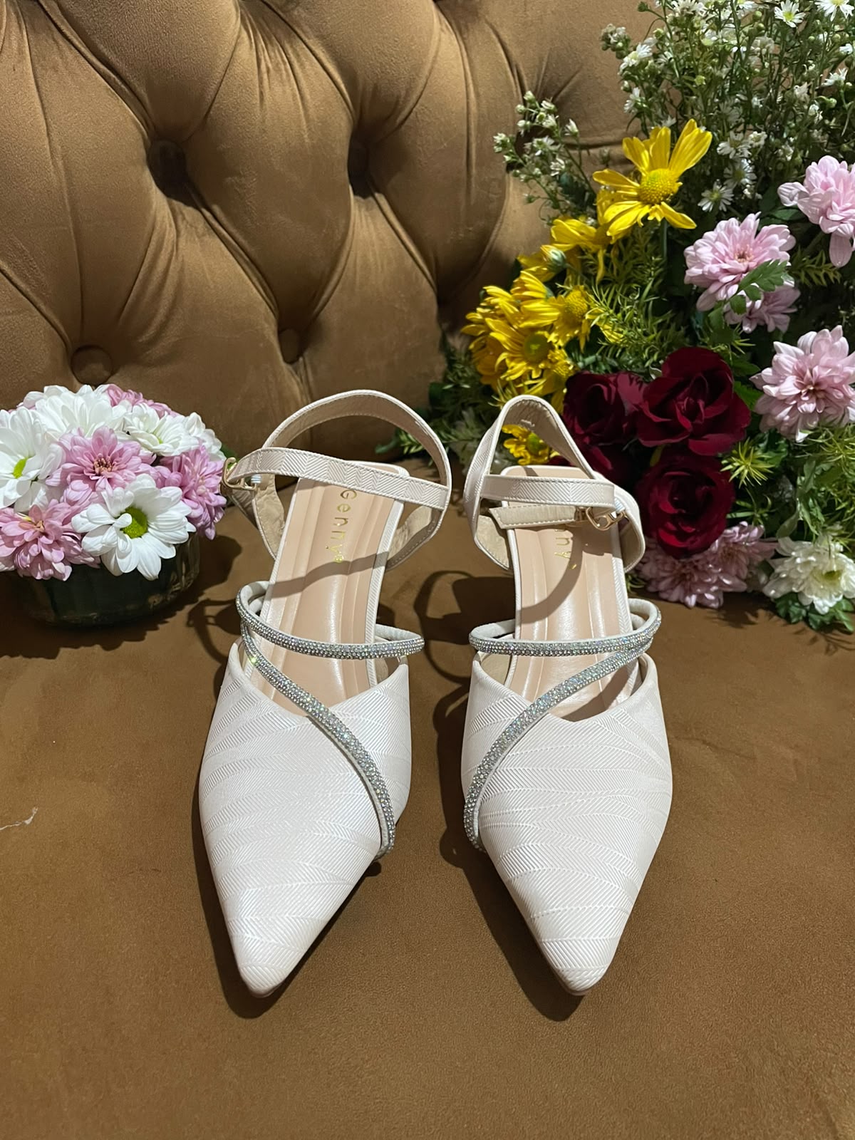 Heels GN34 Ivory