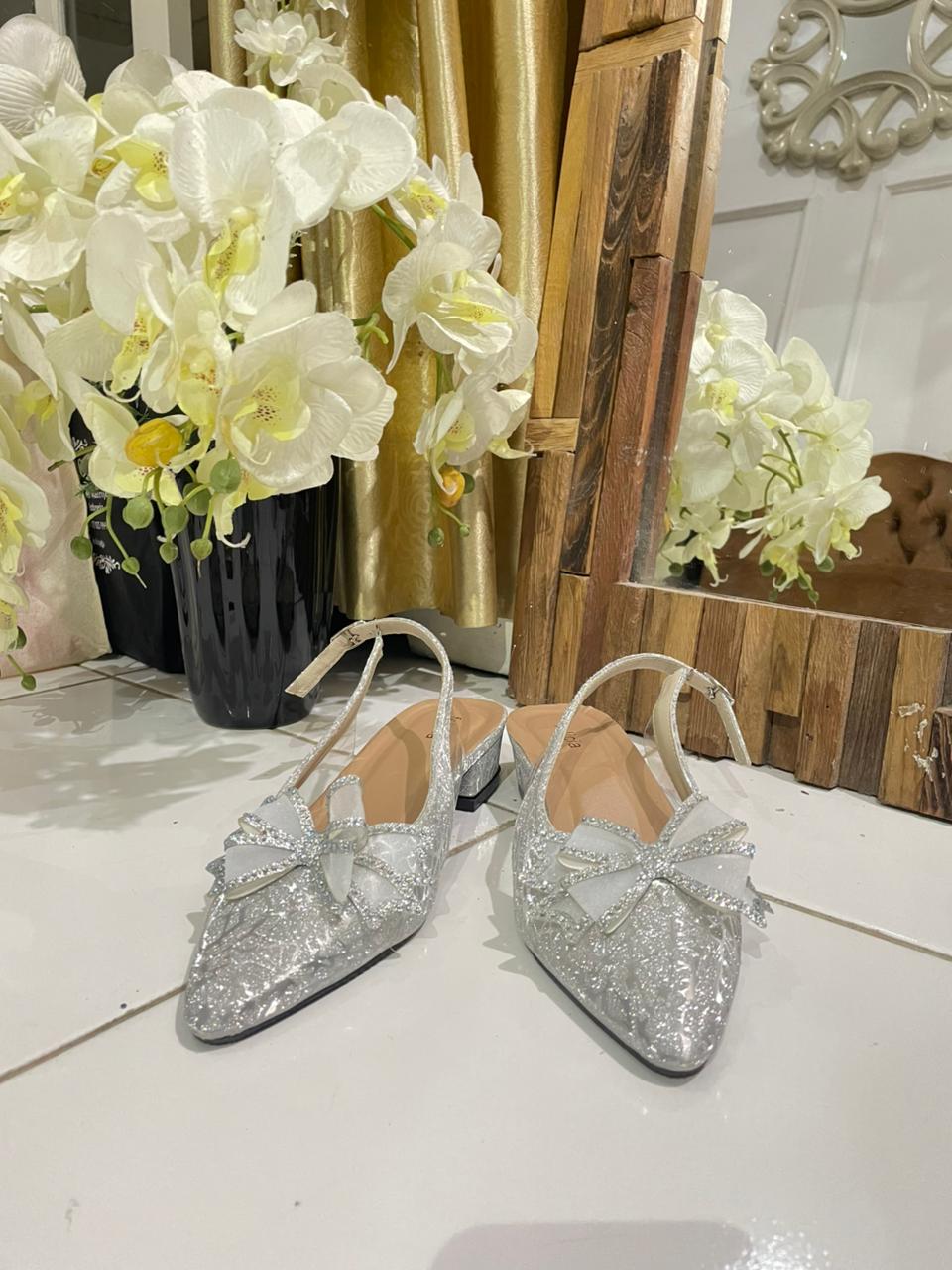 Heels FLC Silver pita