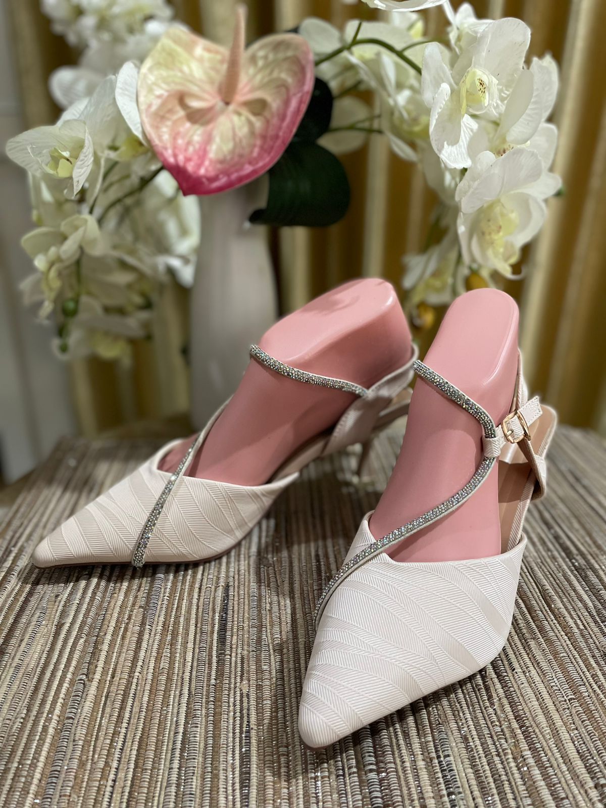 Heels GN53 Ivory V3