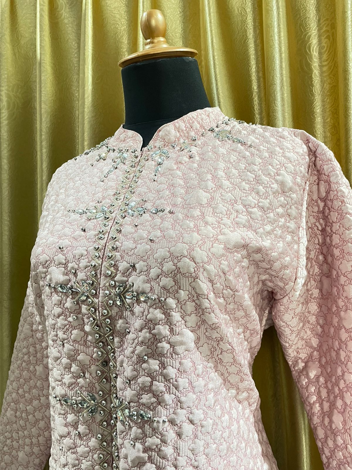 Kebaya Tunik Pink Jaguard