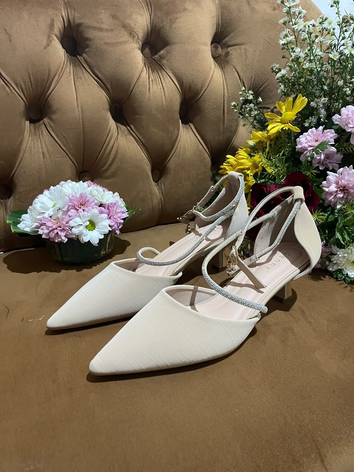 Heels GN36 Walnut Cream
