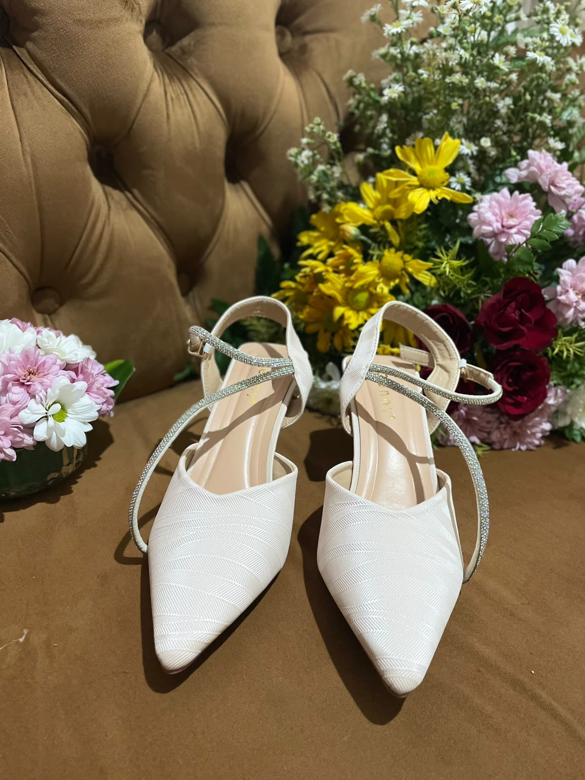Heels GN35 Ivory V2