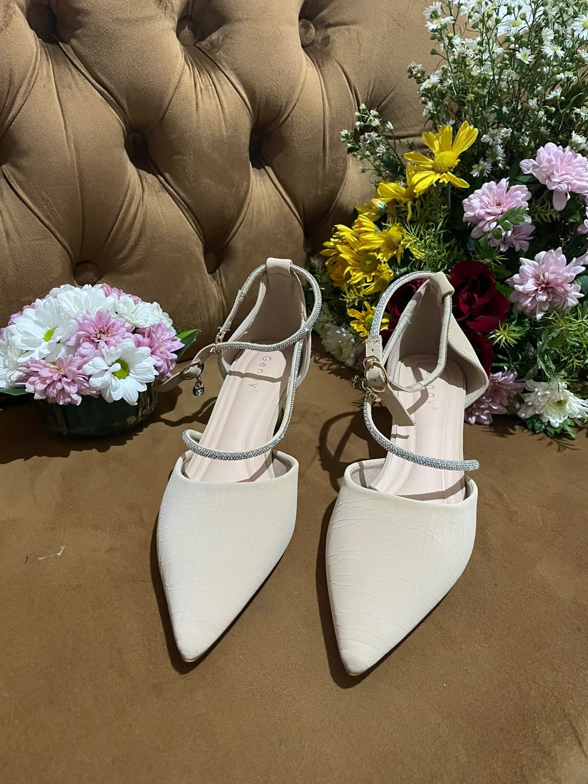 Heels GN36 Walnut Cream