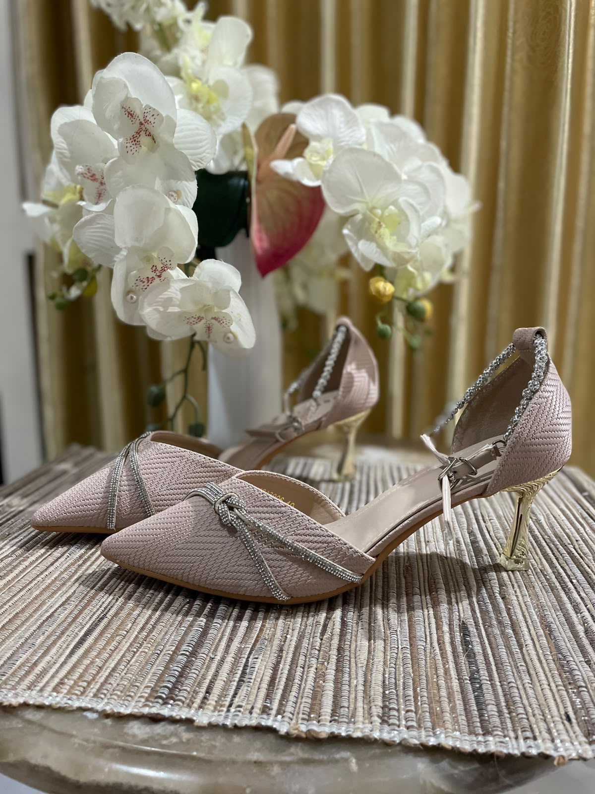Heels GN57